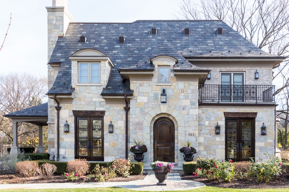 Rasmussen-front-sunny-day